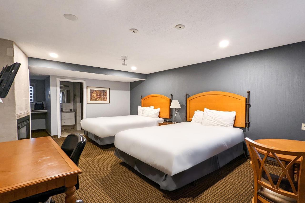 First Canada Hotel Cornwall Hwy 401 On 외부 사진